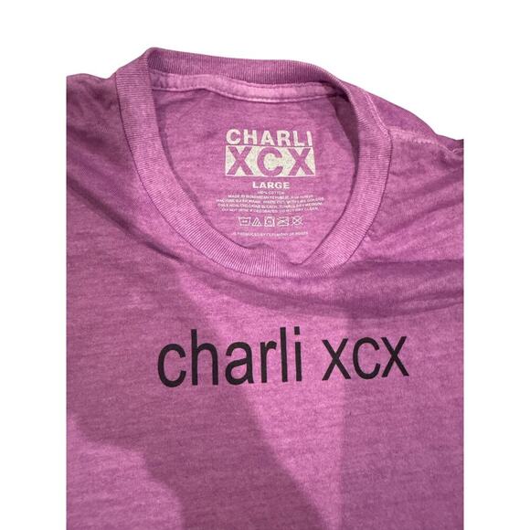CHARLI XCX Everything Is Romantic Graphic Tee Size Large New without Tag SOO - Picture 3 of 5